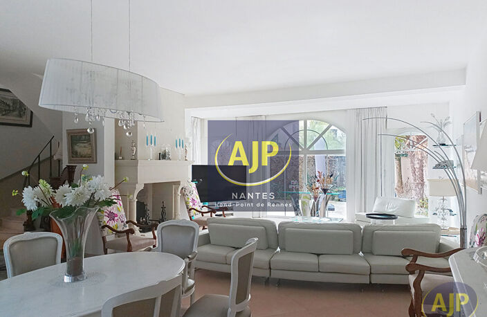 Maison Familiale Longchamp avec piscine — photo 3
