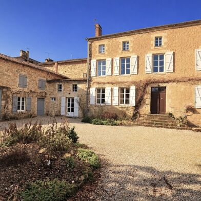 Maison 13 pièces 379900 €