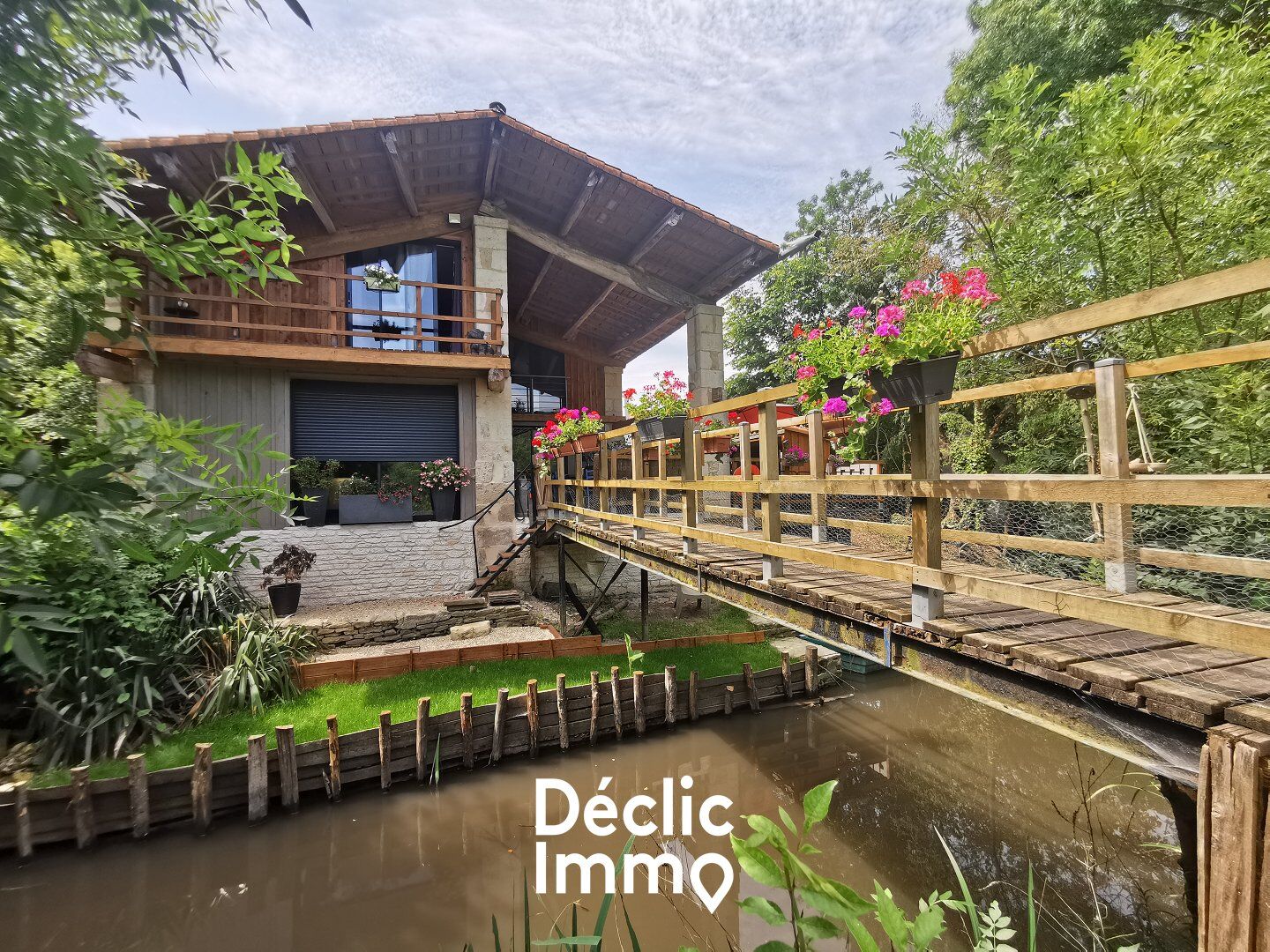 Villa / Maison  T5 à vendre Vanneau-Irleau (Le) 79270