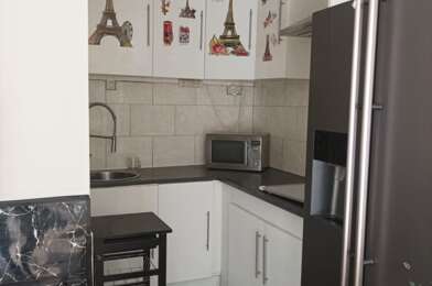 Appartement 3 pièces 920 €