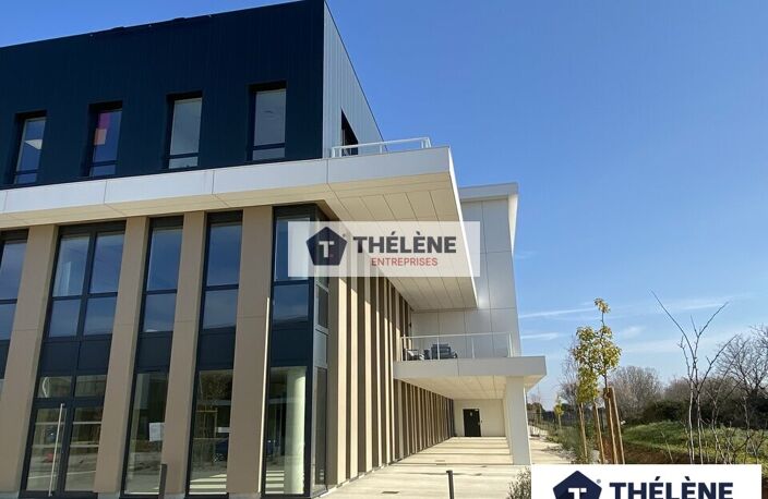BUREAUX à LOUER — photo 2