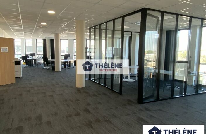 BUREAUX à LOUER — photo 3