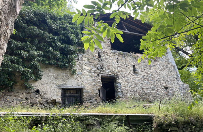 Grange 240m2 ROURE — photo 2