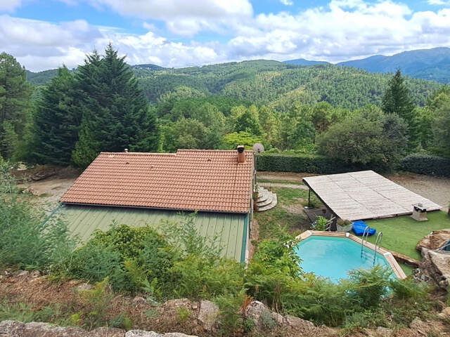 Coup de cœur Ardéchois : Maison de plain-pied avec vue imprenable et cabane observatoire à Malbosc — photo du bien