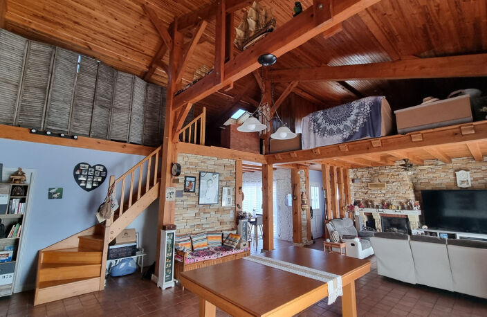 A vendre maison trois chambres avec piscine et dépendances — photo 2