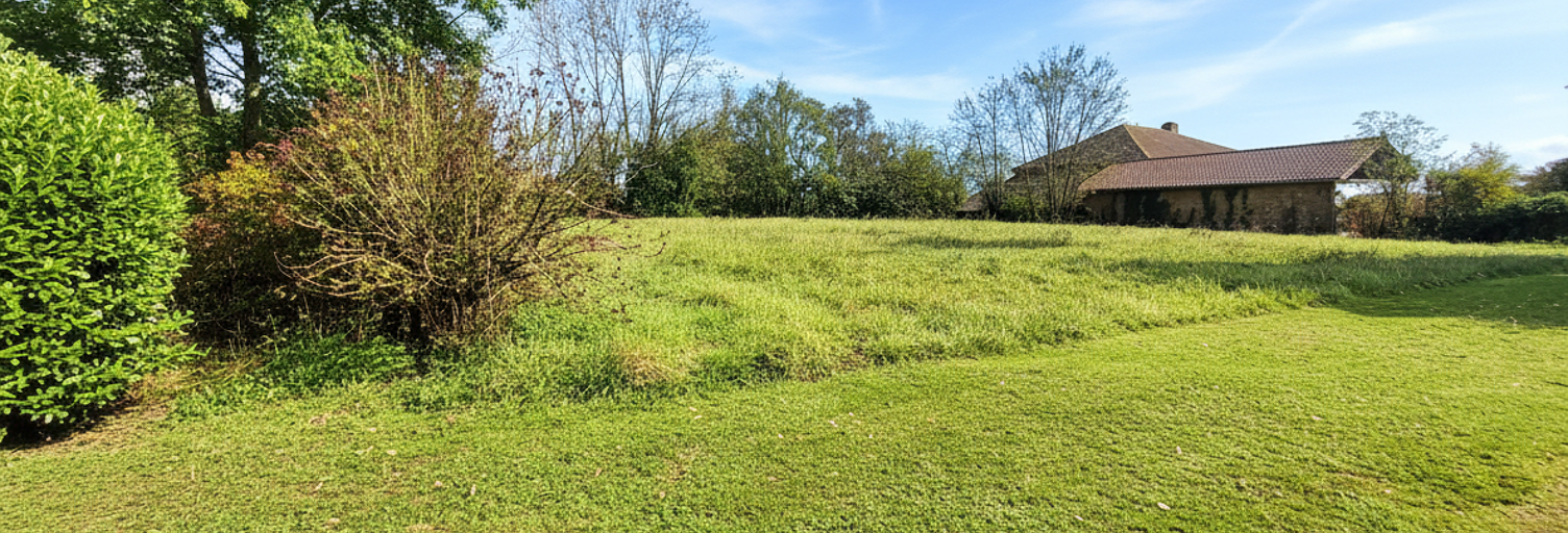 Terrain  1693 m² à vendre à Mont-d'Astarac (32140)