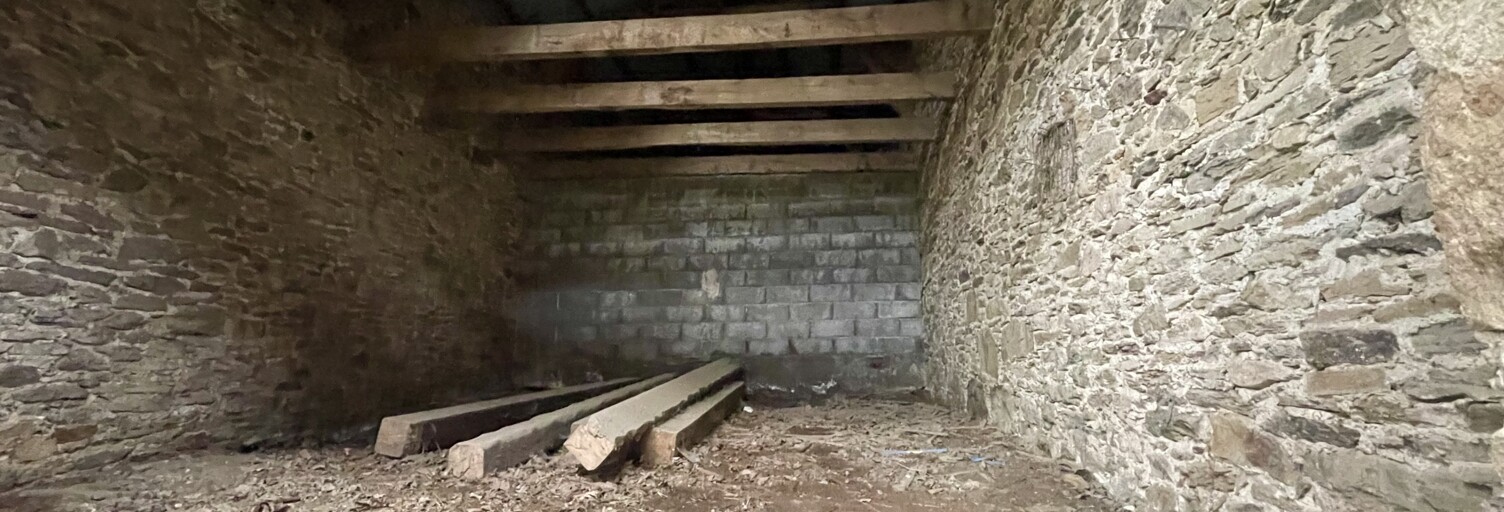 Garage  85 m² à vendre à Ségur (12290)