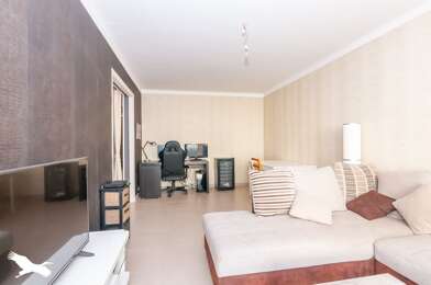 Appartement 3 pièces 194300 €