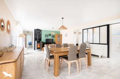 Maison 6 pièces 281430 €