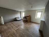 Maison en pierre de 3 pièces principales — photo 2