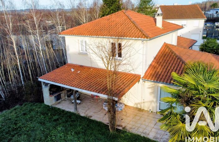 Vente Maison traditionnelle 7 pièces — photo 3