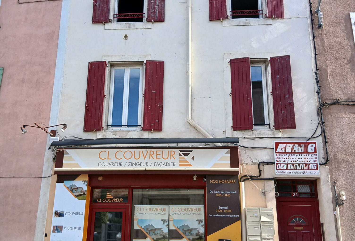VENTE  - IMMEUBLE - 7 pieces - 287 M2 - ALES — photo 1