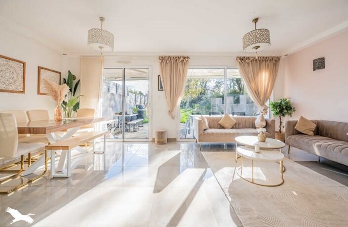 Contemporaine de 5 pièces principales — photo 2