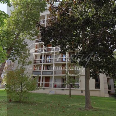 Appartement 2 pièces 900 €