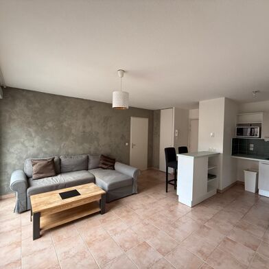 Appartement 2 pièces 1040 €