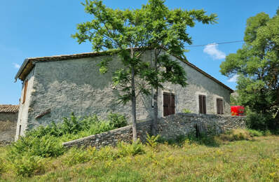 Hameau à Restaurer entièrement — photo du bien