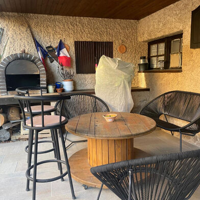 Maison 4 pièces 250000 €