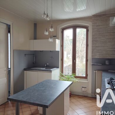 Appartement 4 pièces 169000 €
