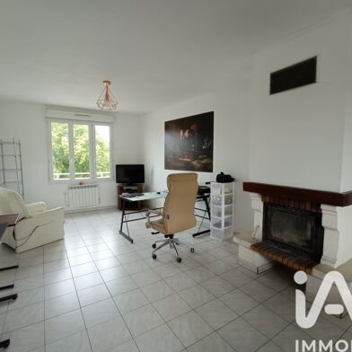 Appartement 3 pièces 560 €