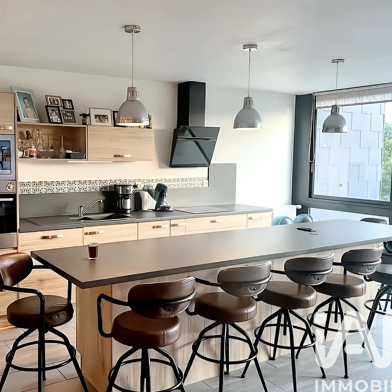 Appartement 4 pièces 164000 €