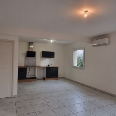 Appartement 3 pièces 1005 €