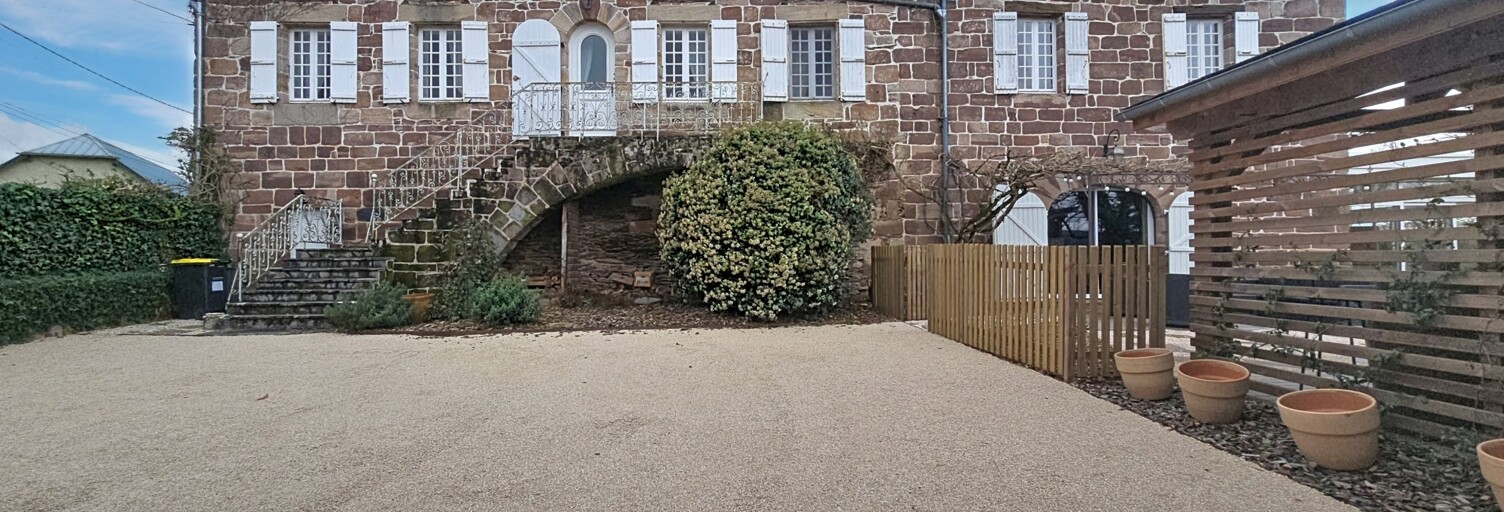 Maison 10 Pièces 368 m² à vendre à Donzenac (19270)