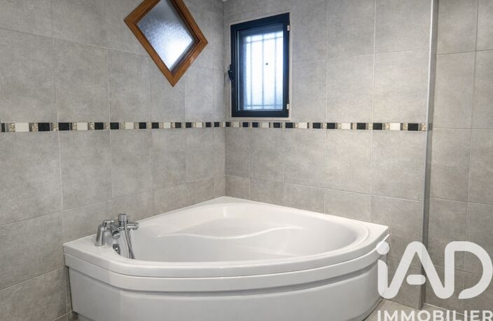 Vente Maison/villa 9 pièces — photo 5
