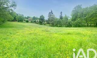 Terrain  4250 m² à vendre à Terrasson-Lavilledieu (24120)