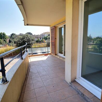 Appartement 3 pièces 136000 €