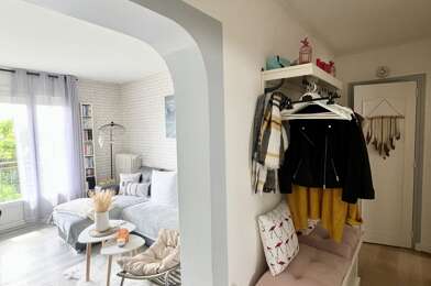 Appartement 3 pièces 175300 €