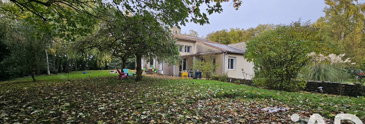 Maison 7 Pièces 203 m² à vendre à Villefagnan (16240)