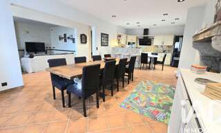 Maison 7 Pièces 217 m² à vendre à Moissat (63190)