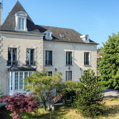Maison 8 pièces 835000 €