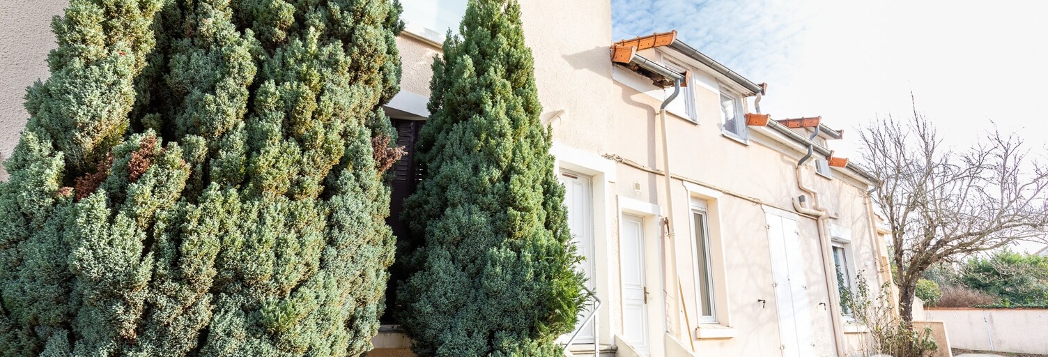 Appartement 1 Pièce 16 m² à vendre à Sainte-Geneviève-des-Bois (91700)