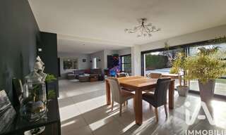 Maison 8 Pièces 208 m² à vendre à Chapet (78130)