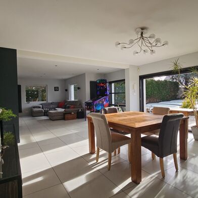 Maison 8 pièces 625000 €