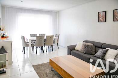 Immeuble  284990 €