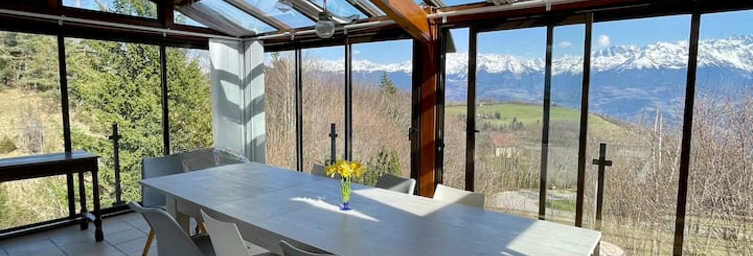 Maison 6 Pièces 138 m² à vendre à Plateau-des-Petites-Roches (38660)