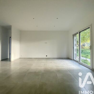 Maison 5 pièces 299000 €