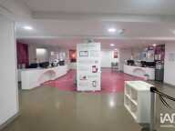 Location Local d'activités 1 330 m&sup2; — photo 2