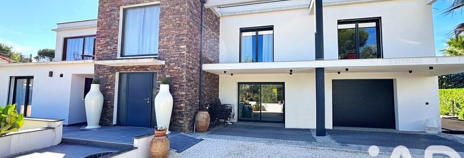 Maison 9 Pièces 306 m² à vendre à Fréjus (83370)