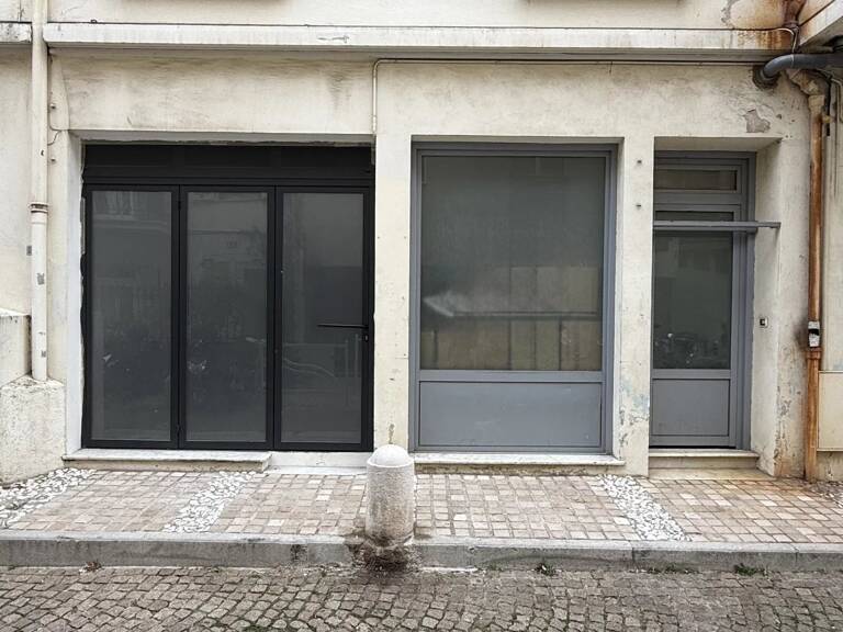 LOCAL COMMERCIAL - PROXIMITÉ IMMÉDIATE MONACO — photo 1