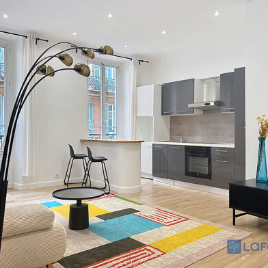 Appartement 2 pièces 1158 €