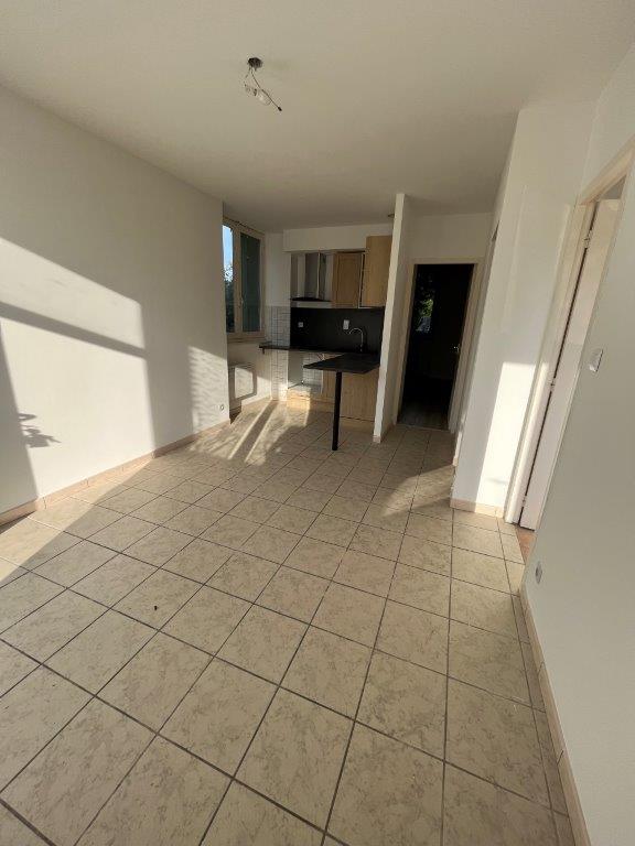 Appartement  T2 à louer Rignac 12390