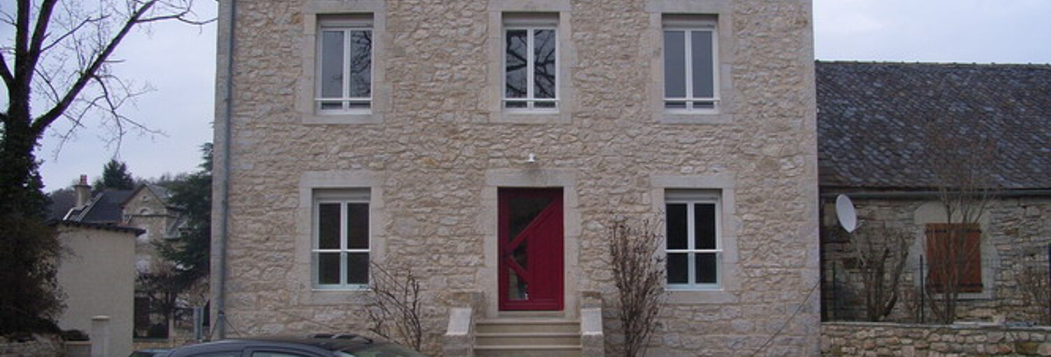 Maison 5 Pièces 135 m² à louer à Bertholène (12310)