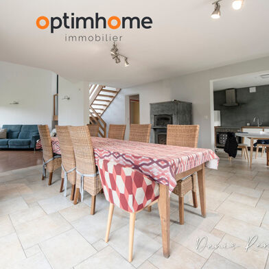 Maison 8 pièces 335840 €