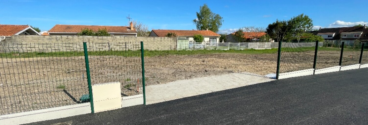 Terrain  400 m² à vendre à Saint-Médard-en-Jalles (33160)