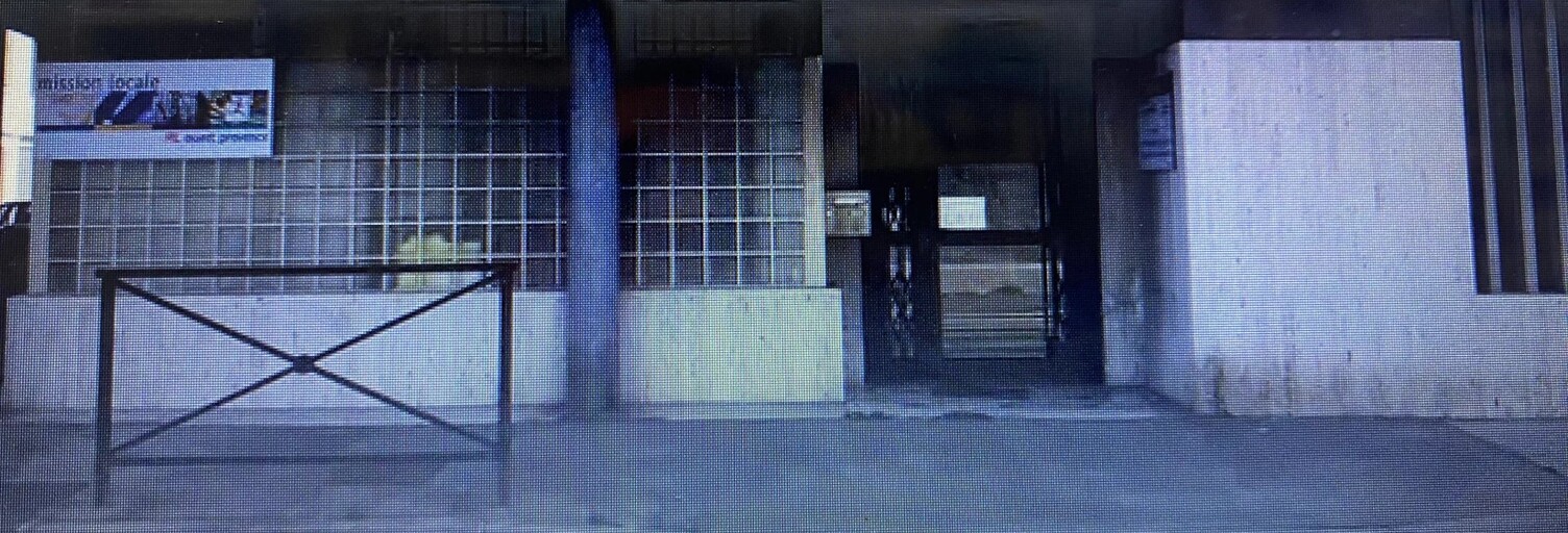 Commerce 7 Pièces 123 m² à louer à Miramas (13140)