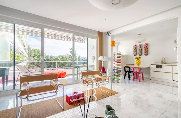 VENTE - MARSEILLE - 13008 - BAGATELLE - APPARTEMENT - 3 CHAMBRES — photo 2