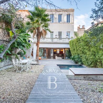 Maison 5 pièces 1695000 €